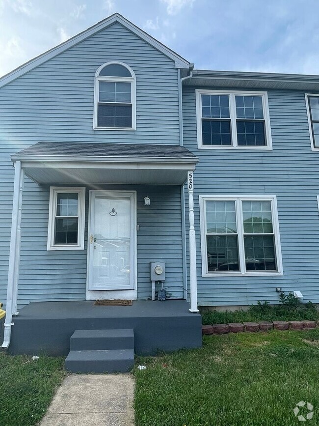 Building Photo - COMING SOON - TOWNHOUSE IN NEWARK/BEAR AREA