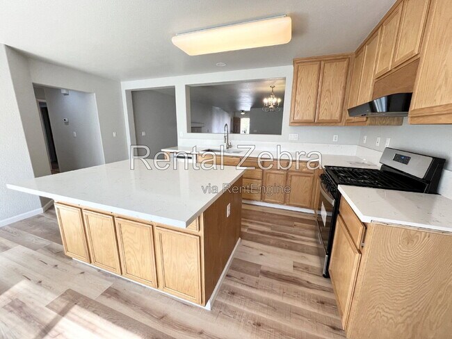 Building Photo - 1386 Dynes St