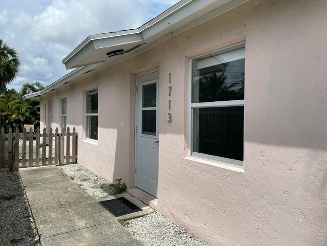 Building Photo - 1713 Wilkins Ave