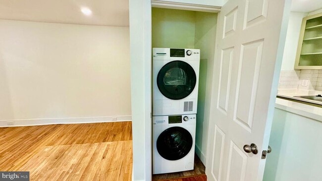 Building Photo - 2148 Green St