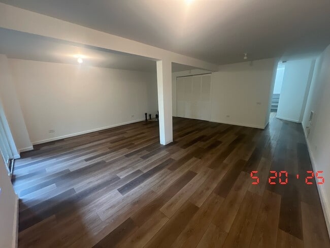 Building Photo - 1429 Meadowsedge Ln
