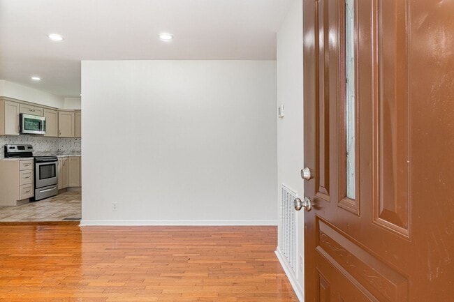Building Photo - Lovely 3 Bedroom in Parkview Estates!