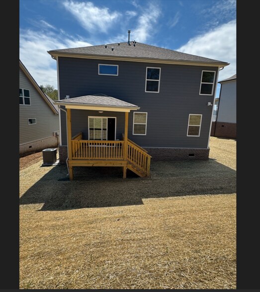 Building Photo - 106 Millbrook Dr