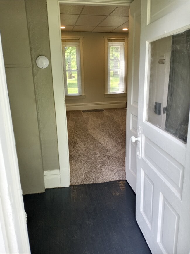 Building Photo - 3780 N Wozniak Rd