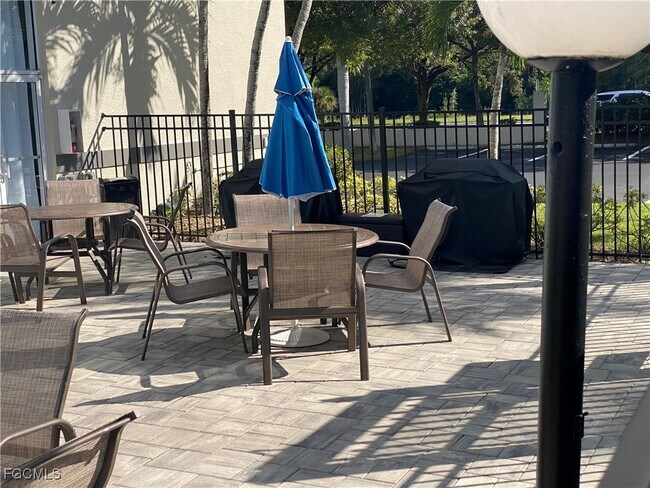 Building Photo - 3421 Winkler Ave