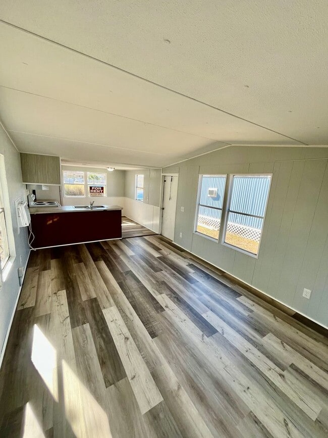 Building Photo - NICE 2BR/1BA Auburndale Mobile Home! NO APPLICATION FEE!