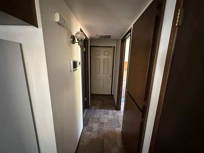 Building Photo - Charming 3-Bedroom Home in the Heart of Shelton