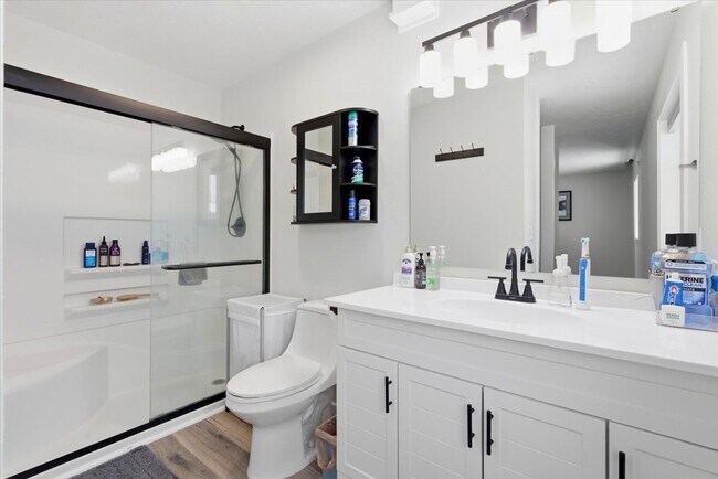 Building Photo - 6743 Kamloops Dr