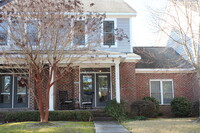 Building Photo - 254 E Delaware Ave