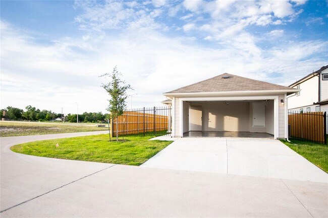 Building Photo - 1525 Arborside Dr