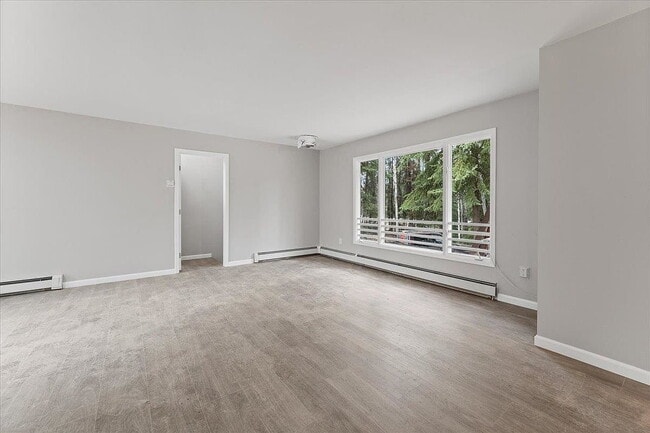 Building Photo - Single Family Home For Rent