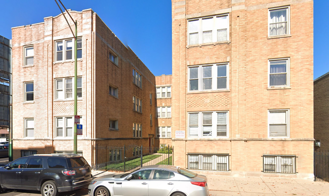 3438 W Foster Ave, Unit 3438-1S, Chicago, IL 60625 - 3425 W Foster Ave