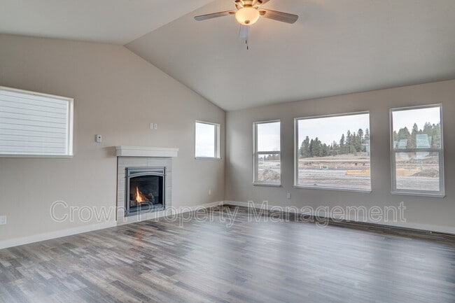 Building Photo - 517 Sparrow Rd