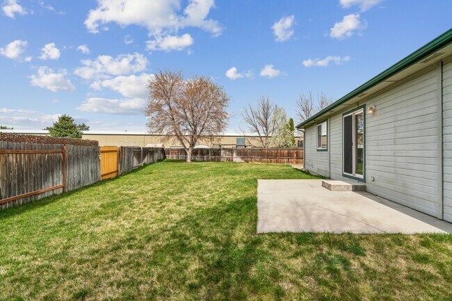 Building Photo - 12566 W Norristown St