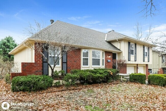 Building Photo - 3909 S Summit Ridge Dr