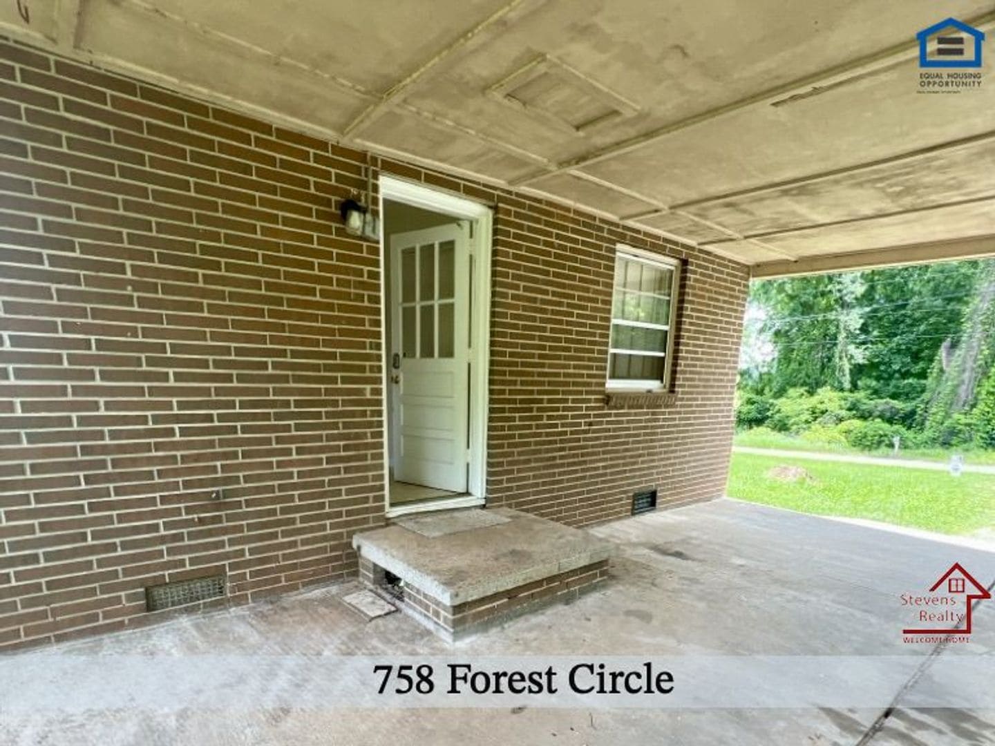Building Photo - 758 Forest Cir