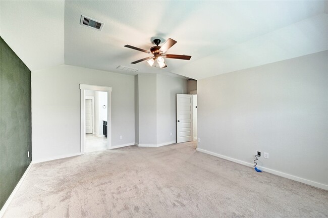 Building Photo - 31702 Casa Linda Dr