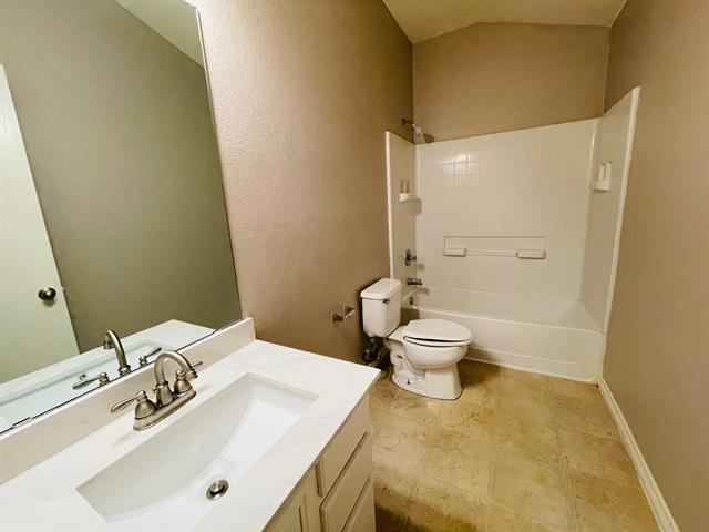 Building Photo - 7120 Wind Row Dr