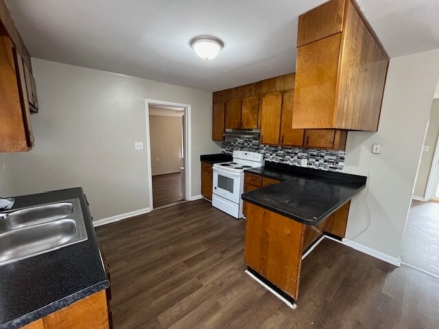 Building Photo - 205 Sherman St