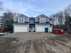 Building Photo - 173 Mill Ln