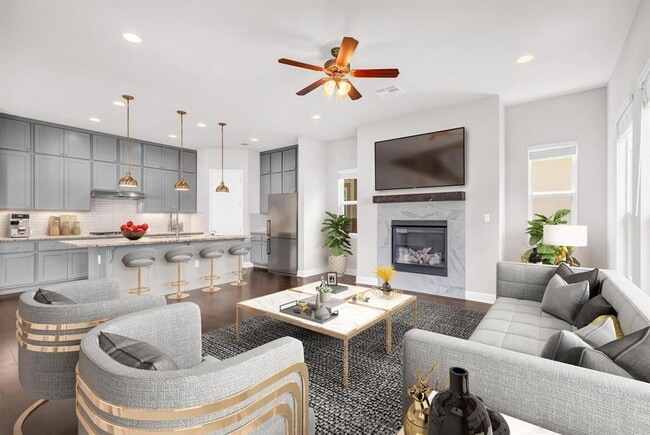 Building Photo - 6716 Vitruvius Dr