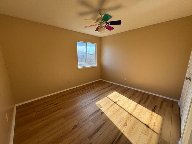 Building Photo - 5600 Lions Gate Ln