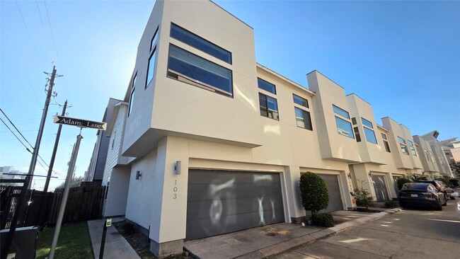 Primary Photo - 103 Adam Ln