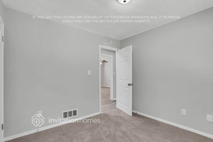 Building Photo - 2211 Doral Ct SW