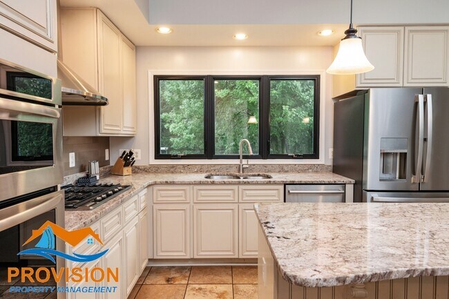 Building Photo - 119 Fordham Dr