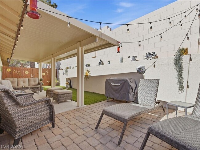 Building Photo - 4904 Winterset Dr