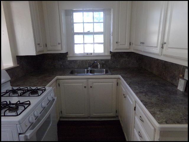 Building Photo - 624 W 33rd St