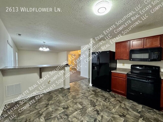 Building Photo - Move-in Special:  $300 off first months rent