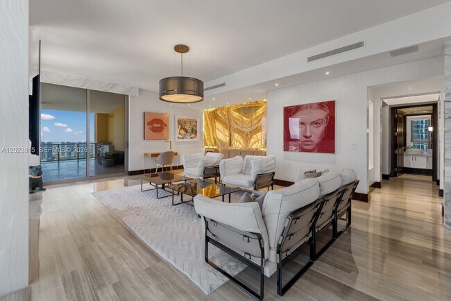 Building Photo - 17749 Collins Ave