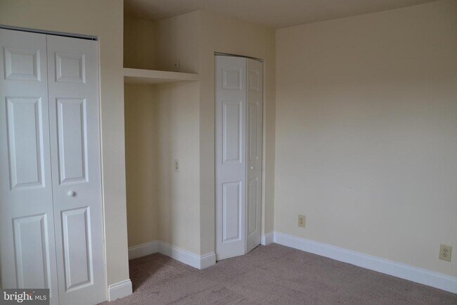 Building Photo - 243 Coverly Rd