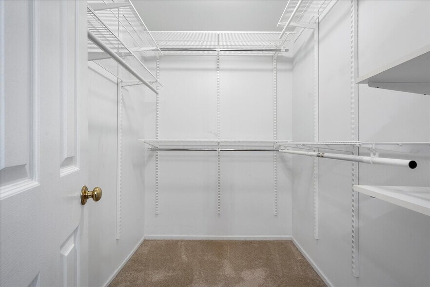 Building Photo - 226 Coventry Cir