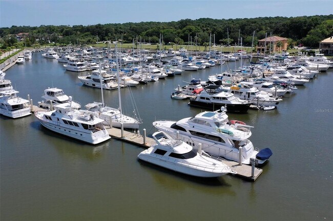 Building Photo - 102 Yacht Harbor Dr