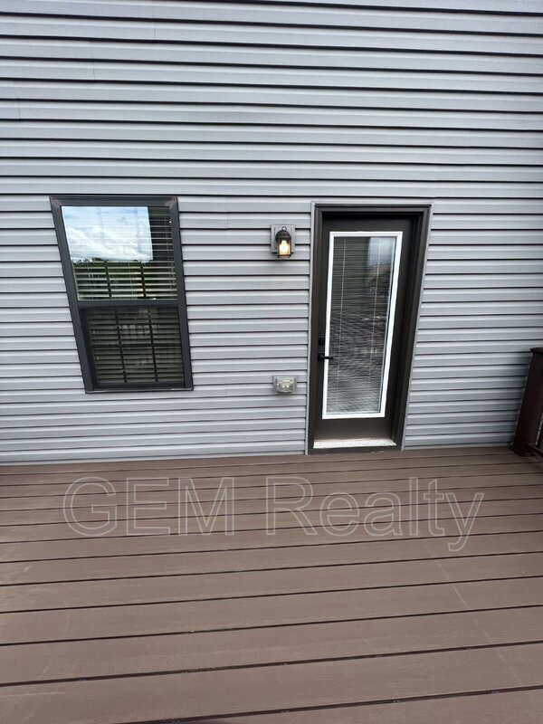 Building Photo - 1101 Rampart Dr