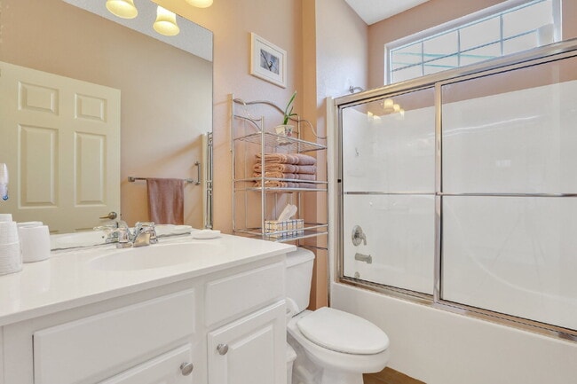 Building Photo - "213 Landing Lane - Charming 2-Bed, 2-Bath...