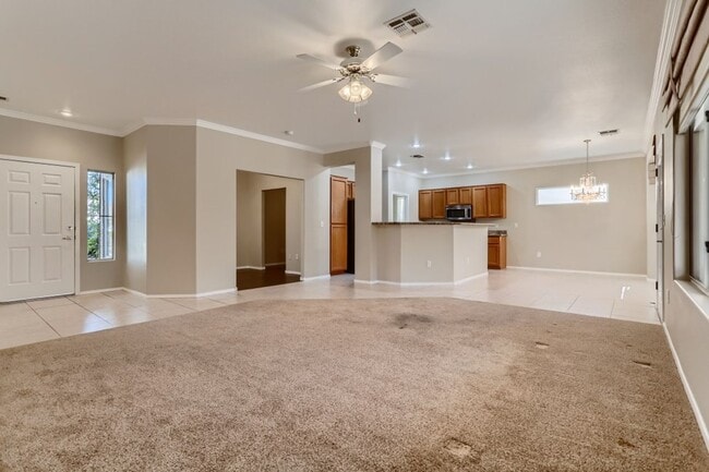 Building Photo - MONROE MODEL!  ALL APPLIANCES INCLUDED, FU...