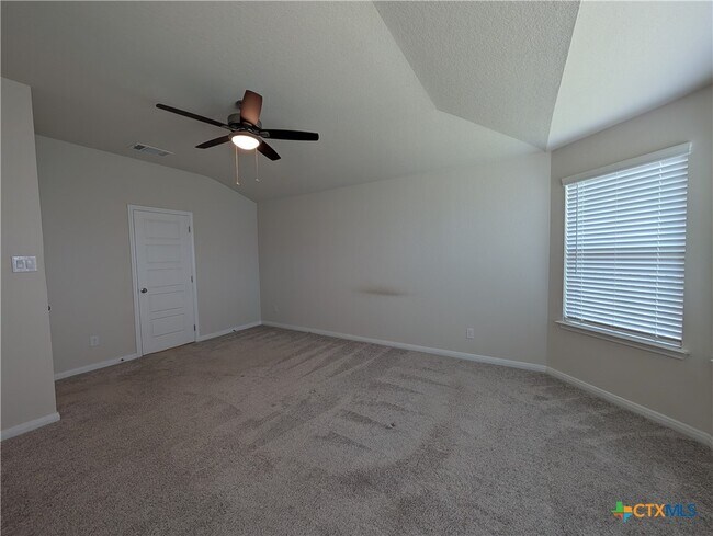Building Photo - 3069 Charyn Wy