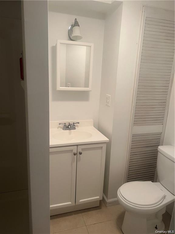 Building Photo - 10 Overlook Ave