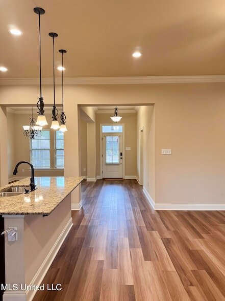 Building Photo - 9265 Natures Trl