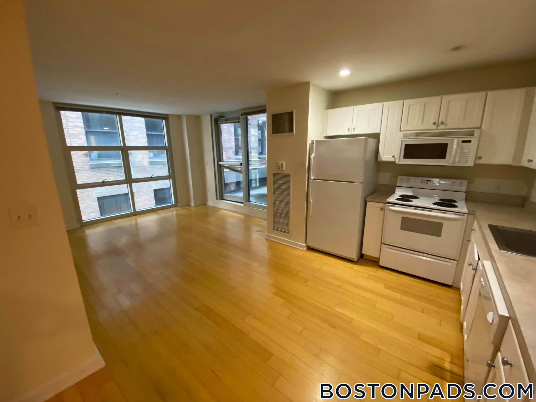 Building Photo - 40 Boylston St