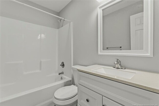 Building Photo - 407 W Mooring Way