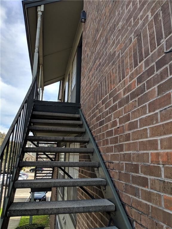 Building Photo - 5981 Arapaho Rd