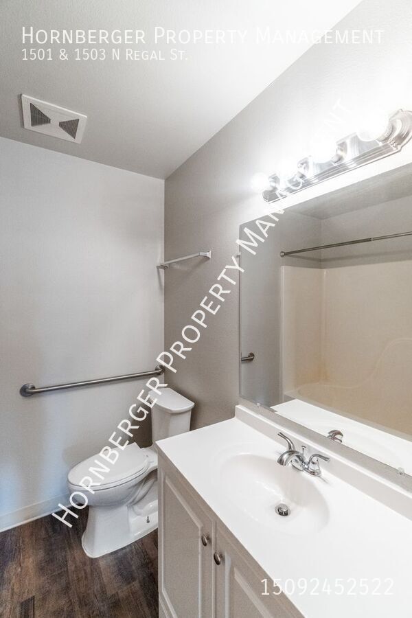 Building Photo - 1501-1503 N Regal St
