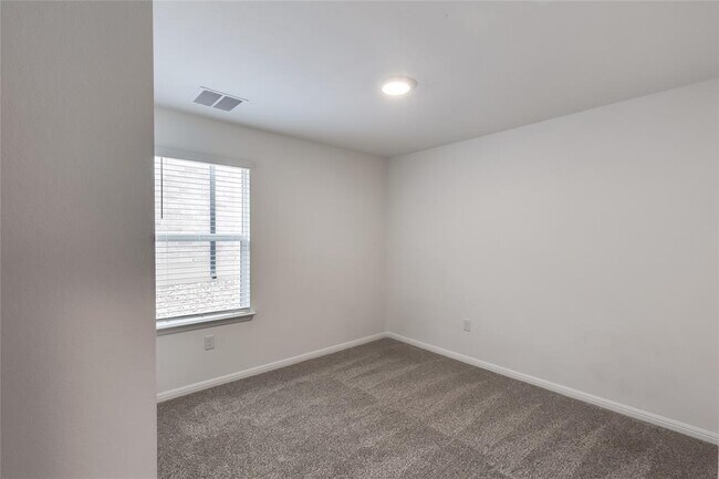 Building Photo - 2921 Owl Head Dr