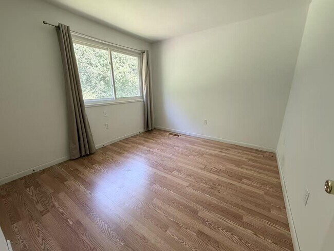 Building Photo - 18711 Paprika Ct