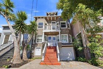Building Photo - 2533-2535 Filbert Street