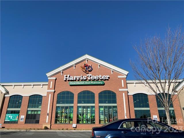 Building Photo - 2519 Stockbridge Dr